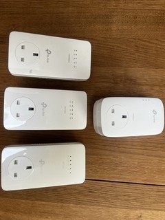 TP Link AV1300 Powerline Adapter Mesh X 3 Repeaters
