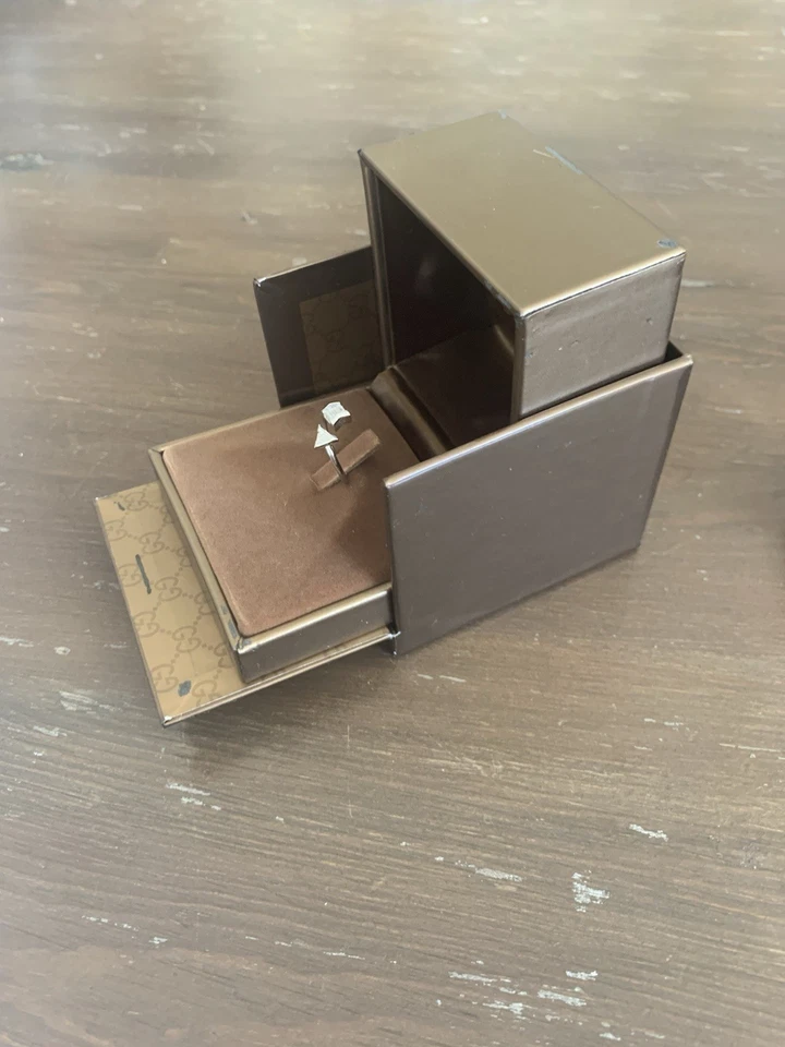 Novo Anel Gucci Platina Diamante Vintage Flecha Feito Na Itália $4600 Tamanho 9 1.9DWT - Imagem 4 de 4