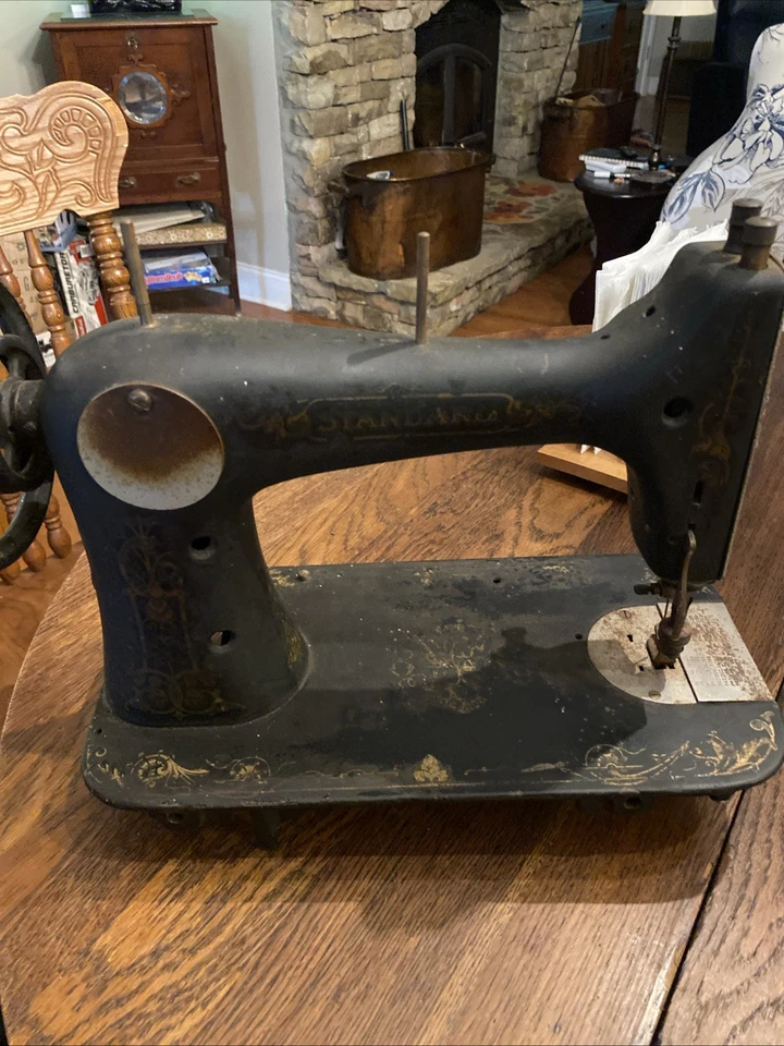Vintage Standard Sewing Machine Head Non- Electric (Treadle Not Included) - Image 3 of 4