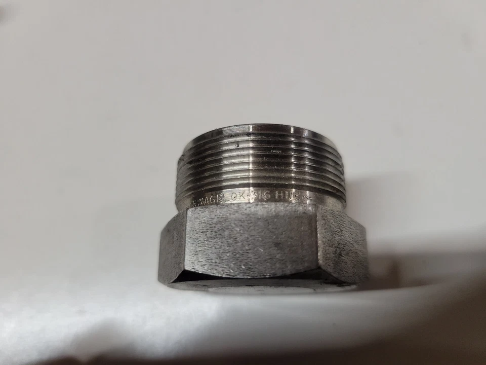 Swagelok 1" tubeOD Compression Cap Stainless Steel (no nut or Ferrule)(5 PACK) - Image 3 of 4