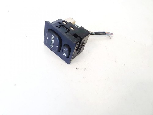 Toyota Corolla Verso 2004 Wing mirror control switch (Exterior Mir #1633293-55
