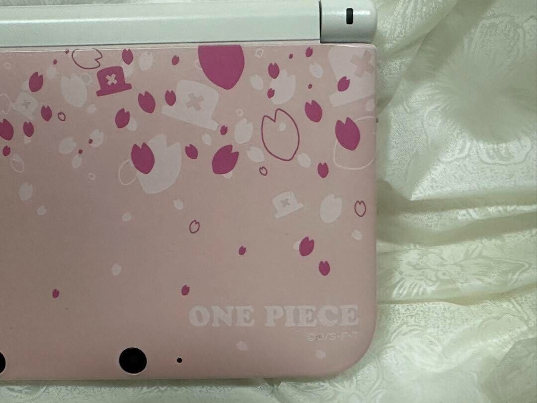 NINTENDO 3DS LL One Piece Unlimited World R Adventurepack NINTENDO 3DS LL One Piece Unlimited World R Adventurepack