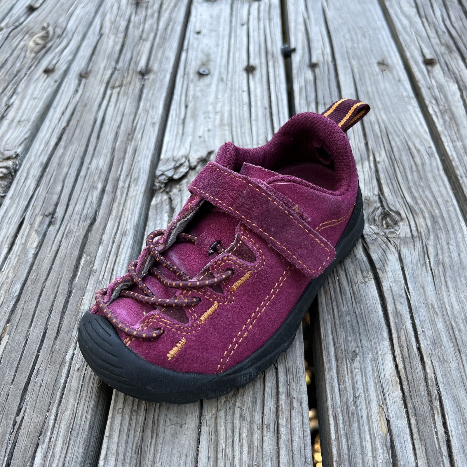 Sneaker da trekking Keen IR 0508 in pelle scamosciata per ragazze taglia 8