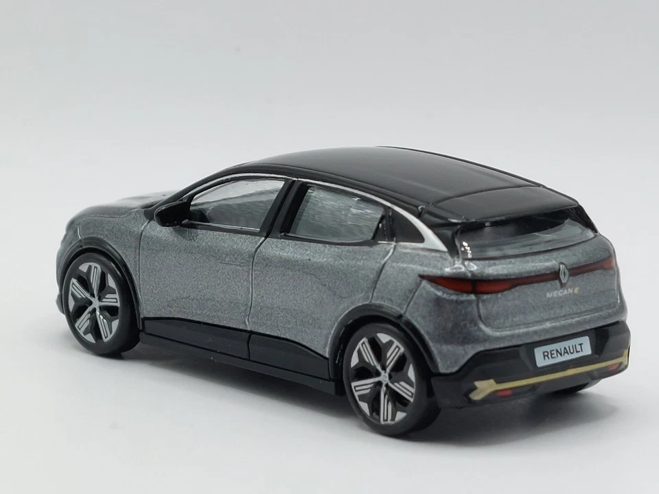 Renault Megane E Tech 2022 Gris Schiste  Norev 1/64  . Neuf Avec  Boite - Photo 3/4