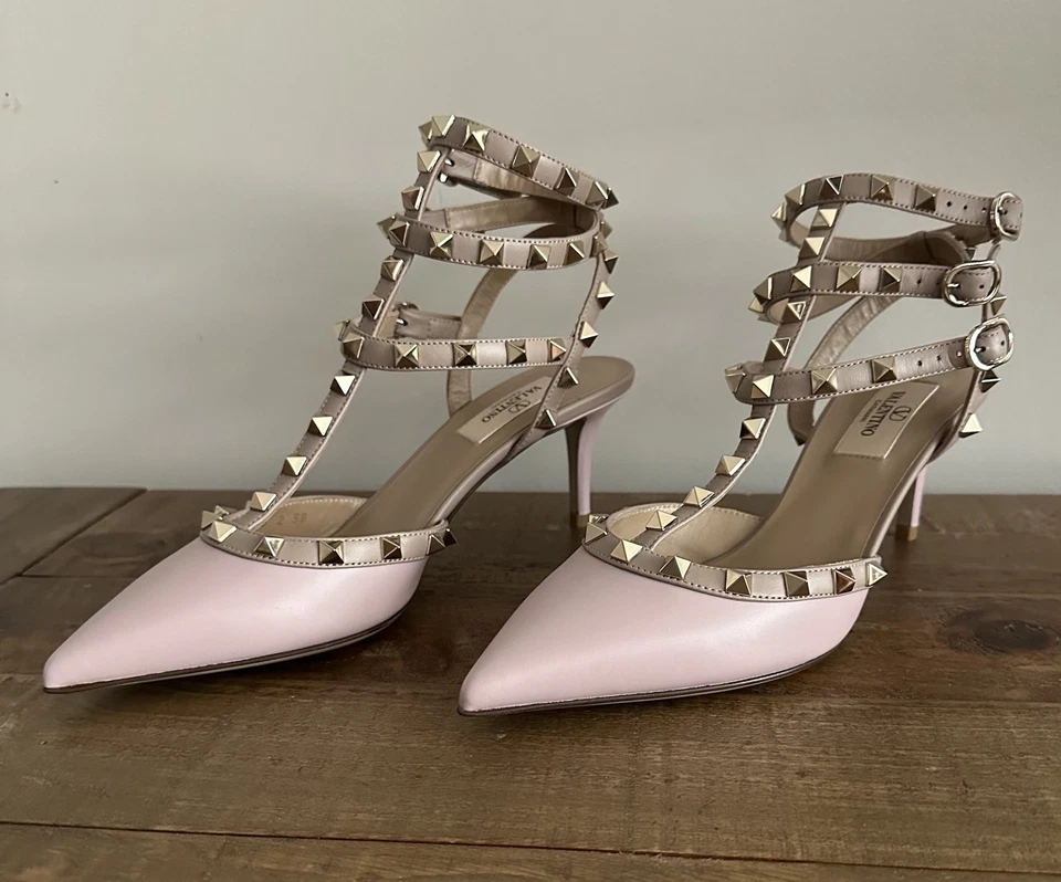 Zapatos de salón Valentino Rockstud enjaulados, marca talla 38 Foto 2 de 4