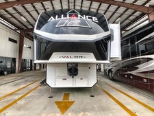 2027 Alliance Valor 37V11