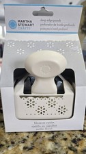 New Martha Stewart Blossom Eyelet Deep Edge Border Punch 42-70032 New Read NiB