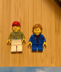 LEGO 31050 - 100% Complete Creator 3 In 1 Corner Deli