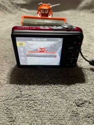 Nikon COOLPIX L30 Digital Camera 20.1 MP Compact Red 5x Wide Optical Zoom