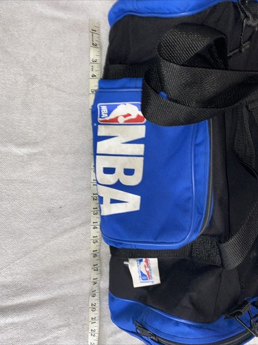 Popular Rare Official Licensed NBA Gatorade Duffle Gym Bag Athletic Bag Co. - Picture 9 of 10