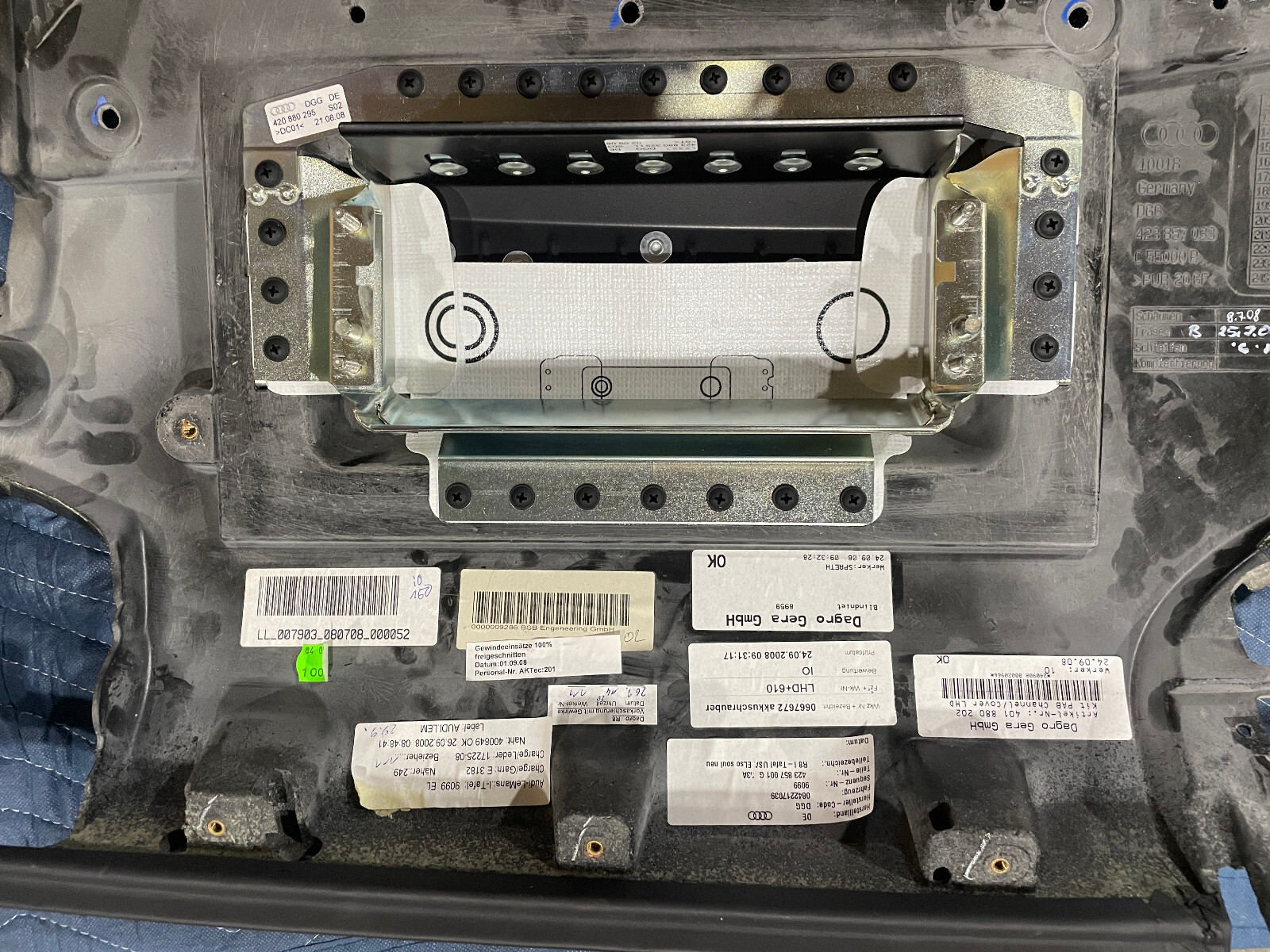 2008 Audi R8 Dash Damaged