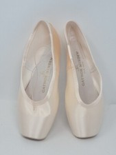 GAYNOR MINDEN SC-8.5W3 SDH 1042671 Pointe Shoe Sculpted Fit WIDE 3 SIZE 8.5 NEW