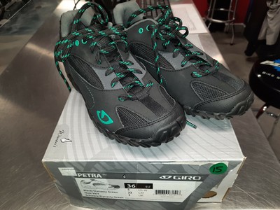 best shoes for hybrid cycling