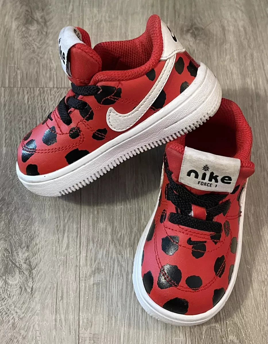 Nike force cheap sneakers