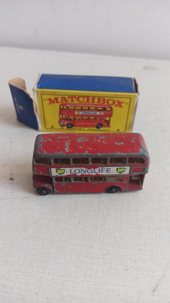 VINTAGE MATCHBOX LESNEY Nº5 - LONDON BUS, BP LONGLIFE - MADE