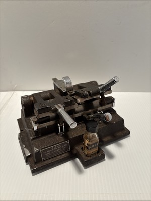 BELL & HOWELL 16-8  FILMO-PRO SPLICER B&H Part #80701 for 16mm & Super 16mm Film