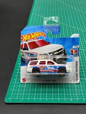 Hot Wheels '07 Chevy Tahoe HW First Response 57/250
