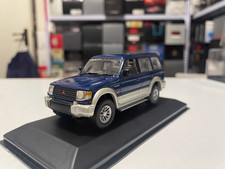 1:43 Minichamps V33 Pajero LWB 1994 Blue Diecast Model