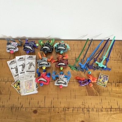 8x Beyblade Beywarriors Shogun Stahl Figur Spinner Lot mit Abziehern selten Tomy