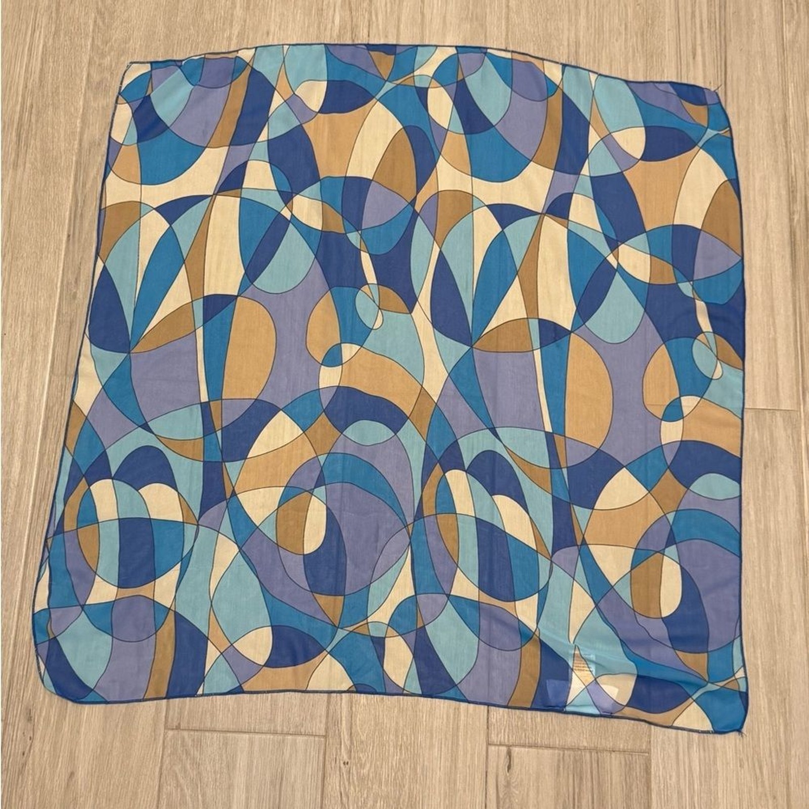 Abstract Geometric Pattern Scarf - image 1