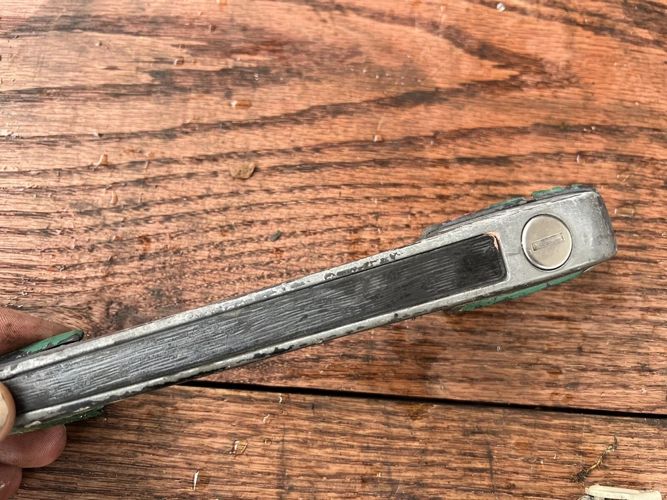 76-79 PORSCHE 924 OEM LADO DEL CONDUCTOR LADO IZQUIERDO Y DEL PASAJERO LADO DERECHO JUEGO DE MANIJAS DE PUERTA EXTERIOR Foto 3 de 4