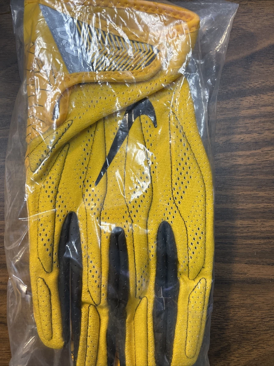 Black and yellow nike on sale football gloves