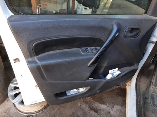 8200548968 Commande Léve-Glace Avant Droit pour remises RENAULT KANGOO II (F/KW0 8834285
