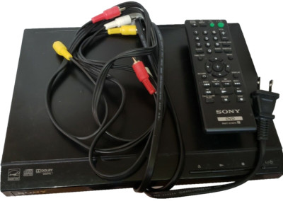 Sony CD/DVD Player DVP-SR210P Progressive Scan Remote Included Pre-owned 