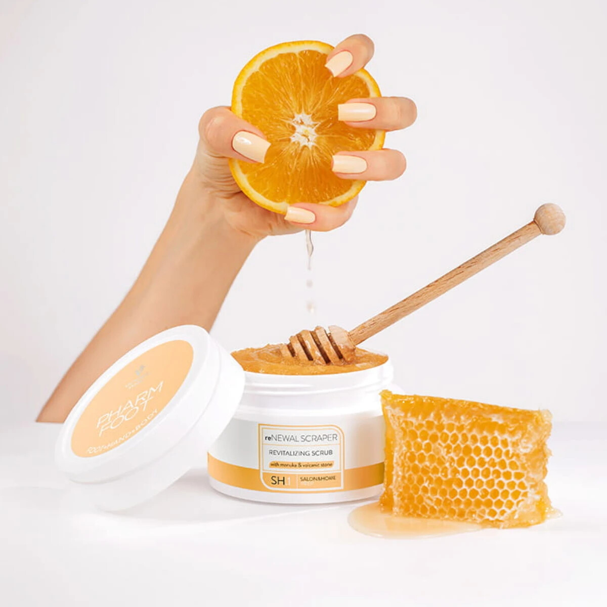 Pharm Foot reNewal Scraper Revitalizing Scrub SH.1 Feet and Hand Peeling 200g
