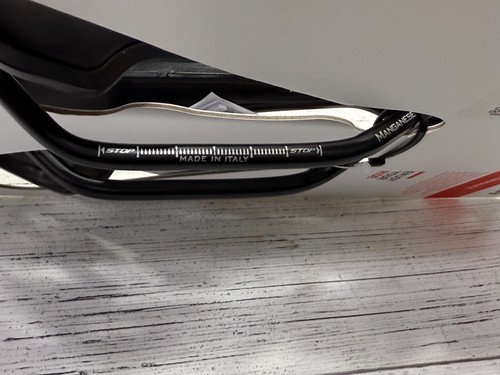 Selle Italia Flite Boost TM Superflow Manganese Rail Saddle Black L3(145x250mm) - Picture 8 of 9