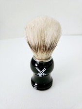 Van Der Hagen Pure Badger Shaving Brush - Looks new. No odors.