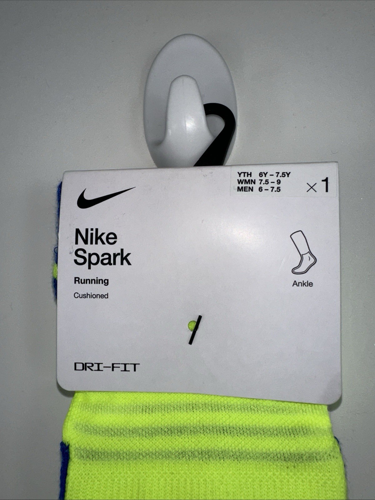 NWT Nike Dri-FIT Medium Spark Cushioned Ankle Volt Running Socks CU7199-703 $20 thumbnail 3