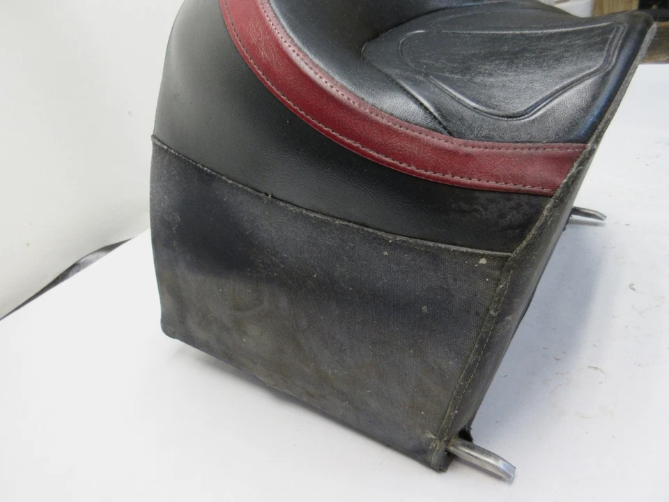 Arctic Cat Bearcat 570 2008 asiento trasero del pasajero con almacenamiento Foto 2 de 4