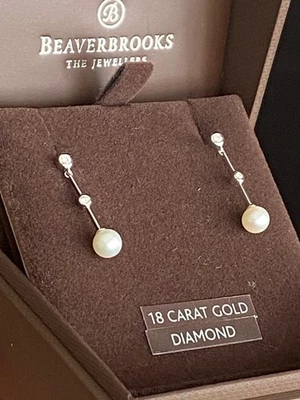 Beaverbrooks 18ct Gold Diamond Pearl Drop Earrings Diamond 18 Carat White Gold - Image 1 of 4