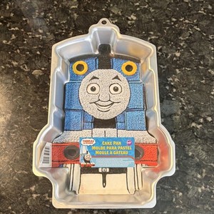 Wilton Thomas Train Cake Pan Aluminum Non-Stick Oven Safe 450°F 2105-4242