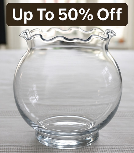 Small Clear Glass Vase / Candle Holder – 5.5” Ruffled Scalloped Edge