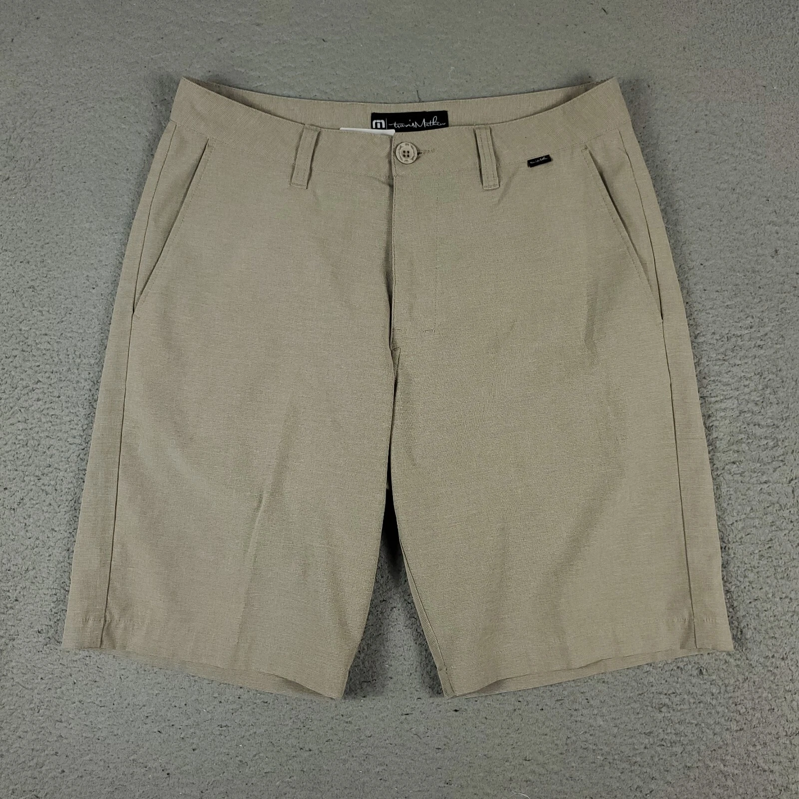 Travis Mathew Shorts Mens Size 30 Beige Golf Casual Flat Front Chino
