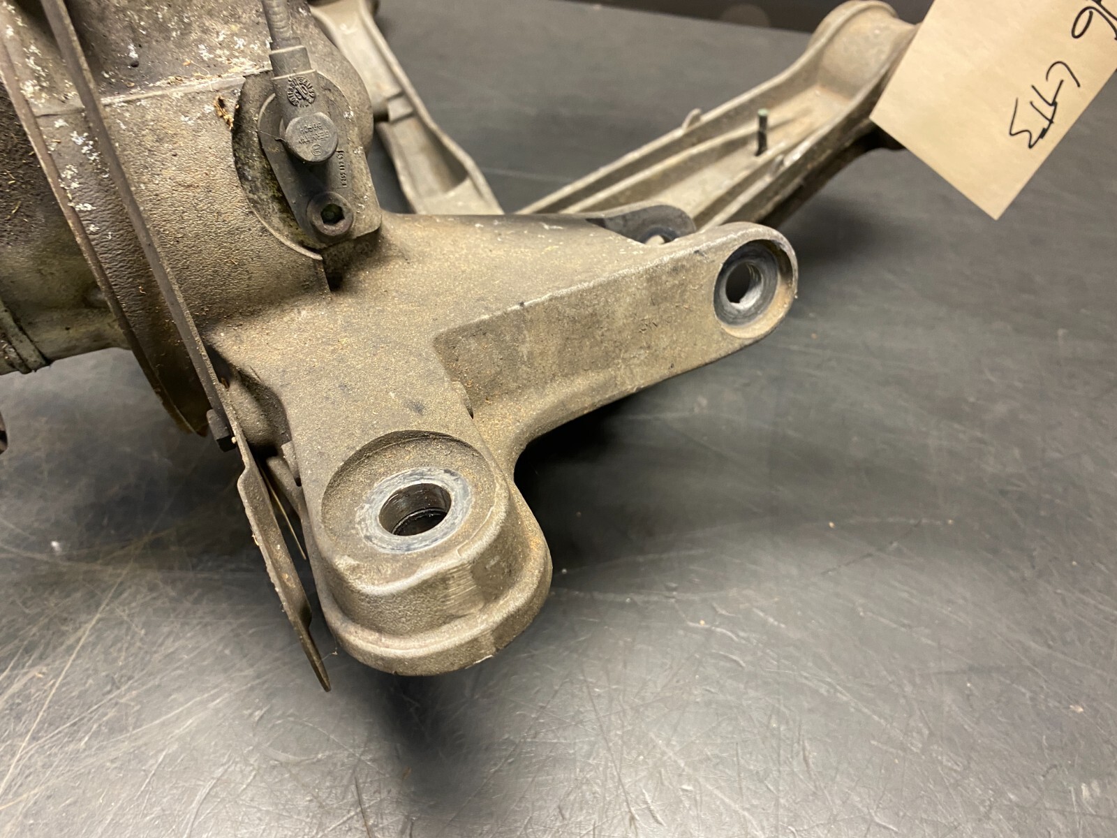 Porsche 911 GT3 2004 Rear Left Wheel stud