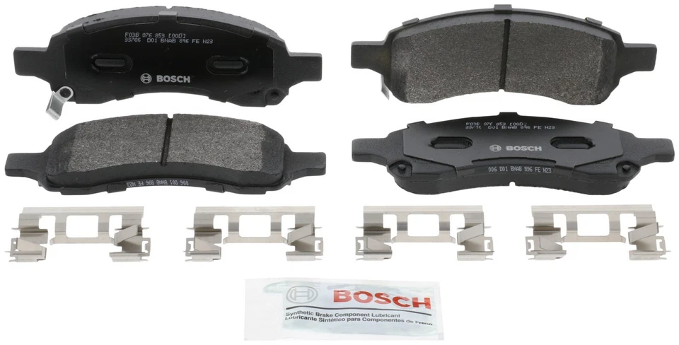 Pastillas de freno delanteras semimetálicas Bosch QuietCast para Chevrolet Traverse 2009-2017 Foto 3 de 4