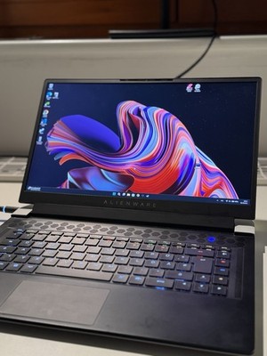 Dell Alienware X15 R1 I7-11800H, 16GB/512GB, RTX 3070, 240Hz