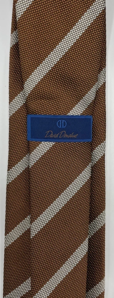 Corbata para hombre David Donahue mezcla de seda y algodón ~ marrón ~ rayas ~ NUEVA PRECIO DE VENTA SUGERIDO POR EL FABRICANTE: $135. Foto 3 de 4