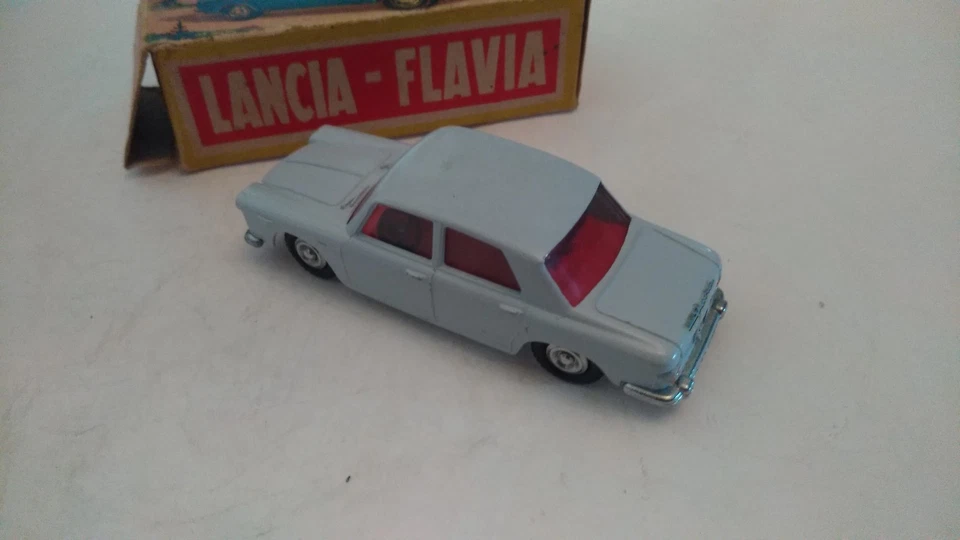 Mercury Lancia Flavia n.31 berlina bianco made in italy - Immagine 2 di 4