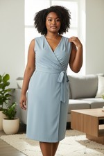 New with Tags Original Price $ 138 Sky Blue Tahari Arthur S Levine Dress Size 16