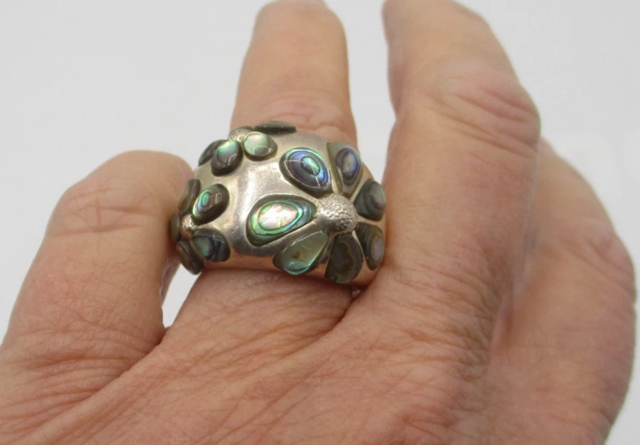 STERLING SILVER MOP ABALONE INLAY ~ DAISY FLOWER ~ SIZE 7 - Image 4 of 4