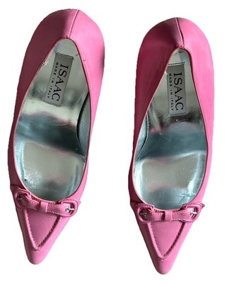 Issac Mizrahi Women s Pink Pointed Toe Low Heeled Pump Italy Size 8 (Reg$210)