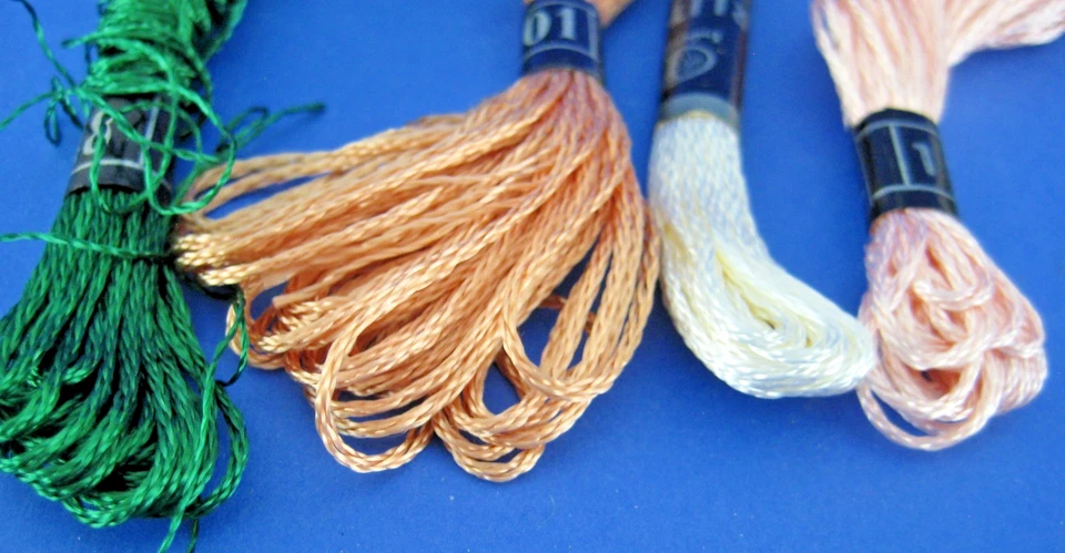 Springer Marlitt Embroidery Thread Floss 4 Skeins White Green Peach Pink Germany - Image 2 of 2