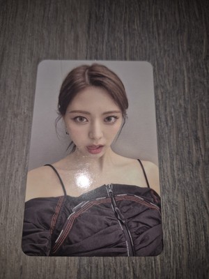 Itzy Yuna Cheshire Photocard