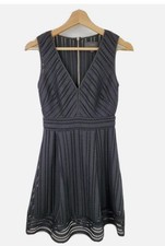 J. Crew Dress, Black Sz. 0 V-Neck Sleeveless Textured Mid Length A-Line Dress
