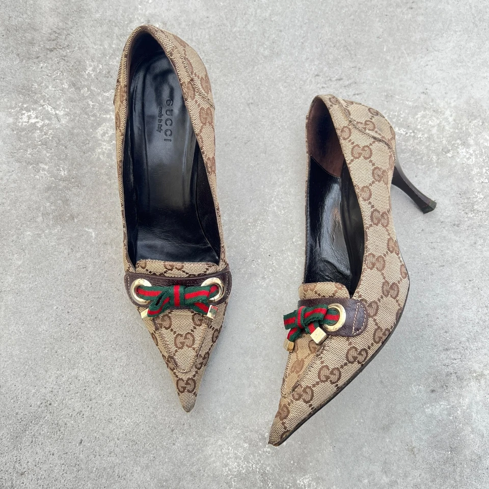 Gucci | Authentic Vintage GG Monogram Canvas Leather Pointed Toe Ribbon Pump(37) - Image 2 of 4