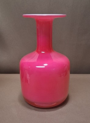 Vintage LSA International Hot Pink & White Cased Blown Glass Vase 8 3/4'' Tall...